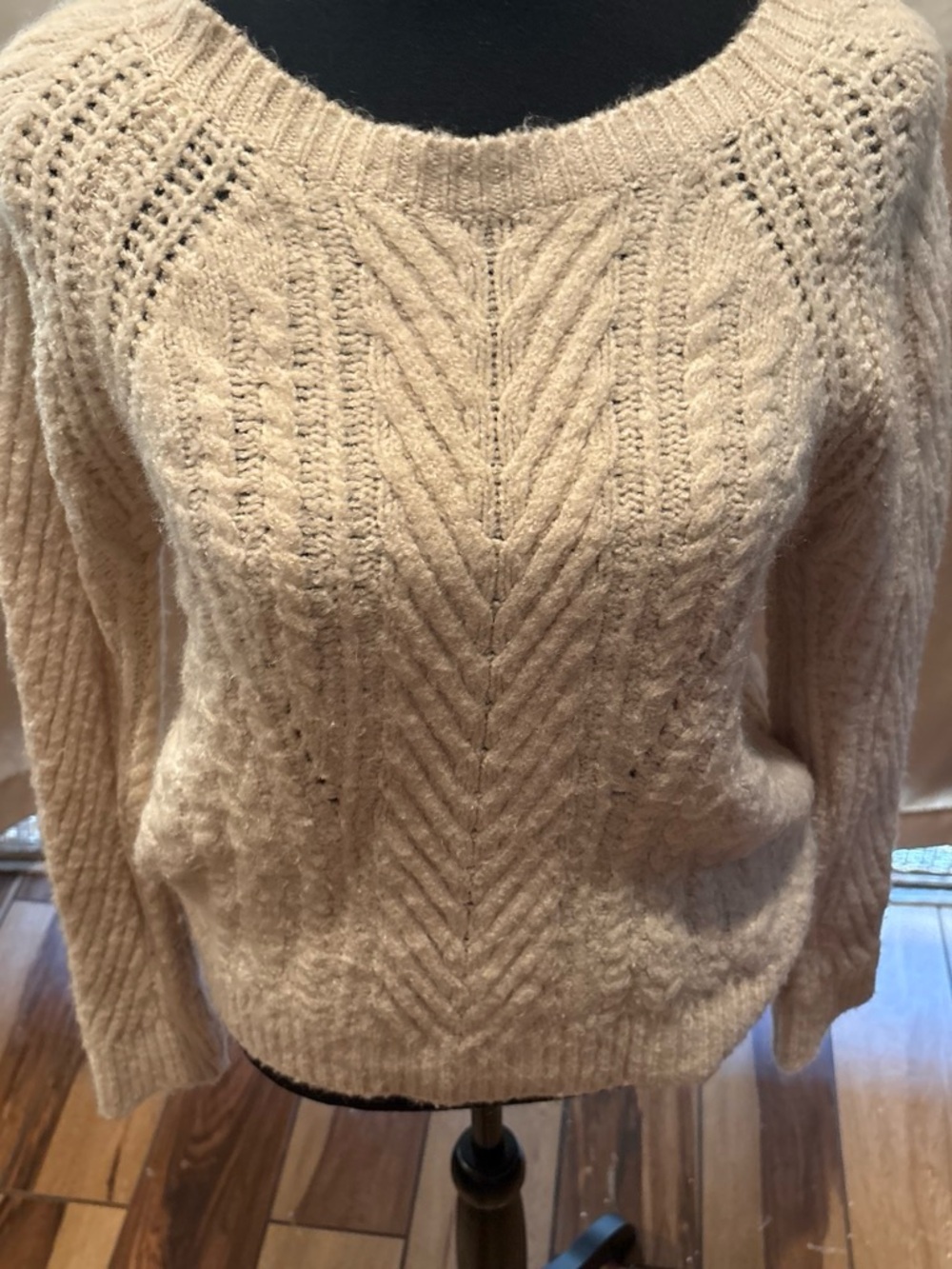 Forever 21 Soft Cream Cable Scoop Neck Sweater